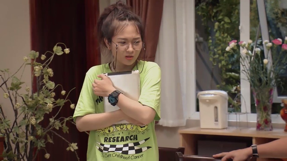 Mẹ Ơi, Bố Đâu Rồi tập 8: Diễm Hằng bị đuổi khỏi nhà vì cả gan qua đêm cùng trai lạ - Ảnh 1. Mẹ Ơi, Bố Đâu Rồi tập 8: Diễm Hằng bị đuổi khỏi nhà vì cả gan qua đêm cùng trai lạ - Ảnh 1.
