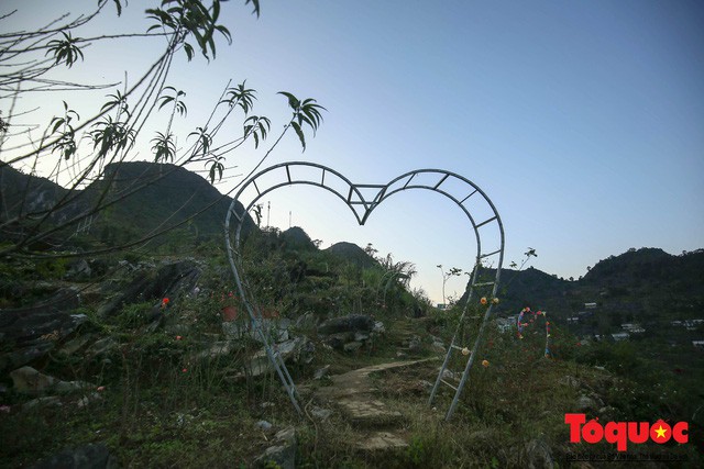 H&agrave; Giang: Những h&igrave;nh ảnh nhức mắt tr&ecirc;n đỉnh thi&ecirc;ng M&atilde; P&iacute; L&egrave;ng - Ảnh 7.