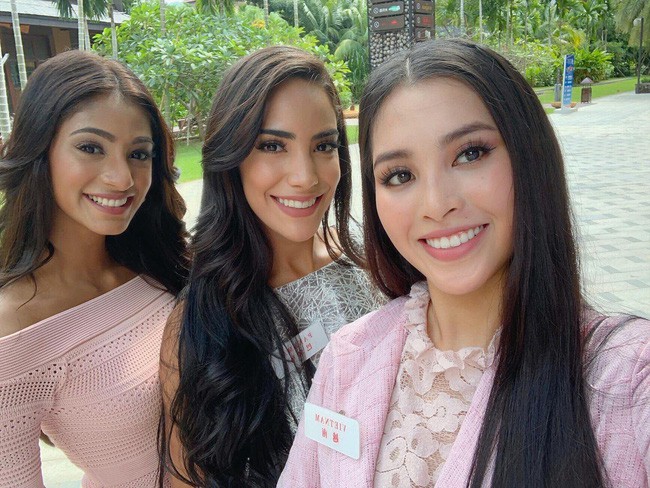 Tiểu Vy nổi bật giữa dàn mỹ nhân Miss World 2018, trải qua thử thách giành suất vào thẳng Top 30 - Ảnh 2.