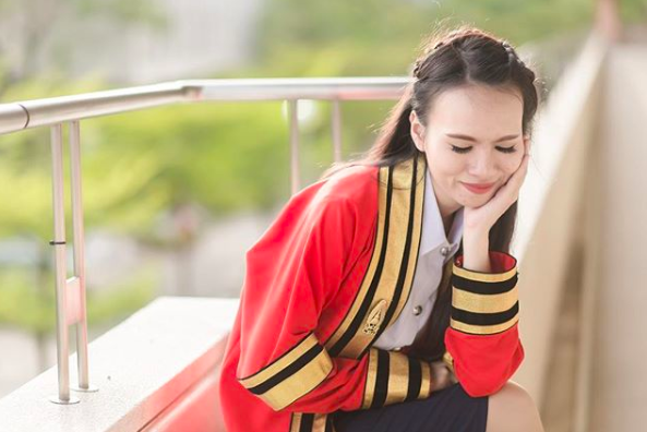 Ngắm loạt nam thần, nữ thần trường Hoàng gia Thái Lan ngày tốt nghiệp: Con nhà giàu, học giỏi đúng là cực phẩm! - Ảnh 12.
