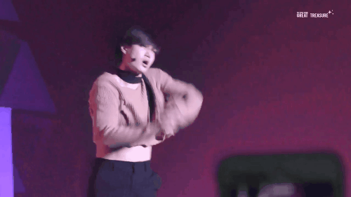 H&oacute;a ra đ&acirc;y l&agrave; c&aacute;ch &ldquo;biểu tượng sexy&rdquo; của EXO chiếm trọn spotlight tr&ecirc;n những s&acirc;n khấu gần đ&acirc;y - Ảnh 1.