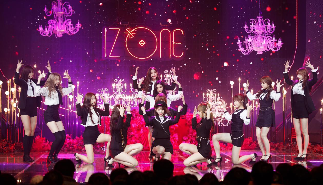 Đây là 4 idolgroup mà IZ*ONE yêu thích, riêng nhóm nam này được một nửa số thành viên “phát cuồng” - Ảnh 3. Đây là 4 idolgroup mà IZ*ONE yêu thích, riêng nhóm nam này được một nửa số thành viên “phát cuồng” - Ảnh 3.
