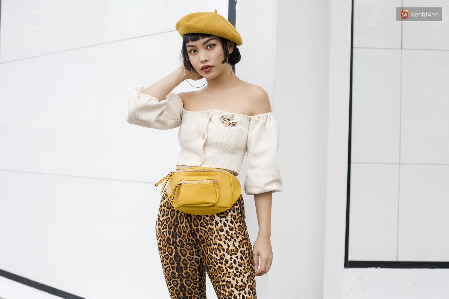 Street style 2 miền: các bạn trẻ cùng lăng xê cho loạt xu hướng hot, set đồ nào cũng trendy và nổi bần bật - Ảnh 4. Street style 2 miền: các bạn trẻ cùng lăng xê cho loạt xu hướng hot, set đồ nào cũng trendy và nổi bần bật - Ảnh 4.