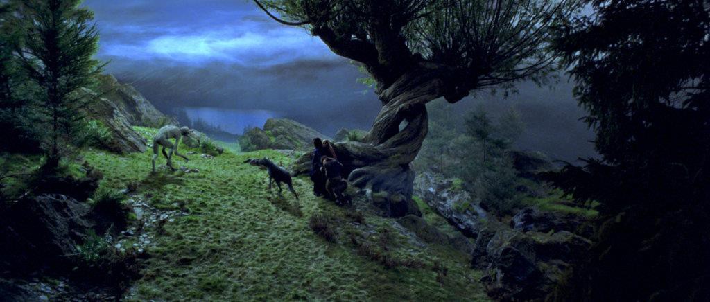 Soi mỏi mắt không hết “trứng phục sinh” trong thế giới phù thuỷ của Fantastic Beasts 2 - Ảnh 16. Soi mỏi mắt không hết “trứng phục sinh” trong thế giới phù thuỷ của Fantastic Beasts 2 - Ảnh 16.