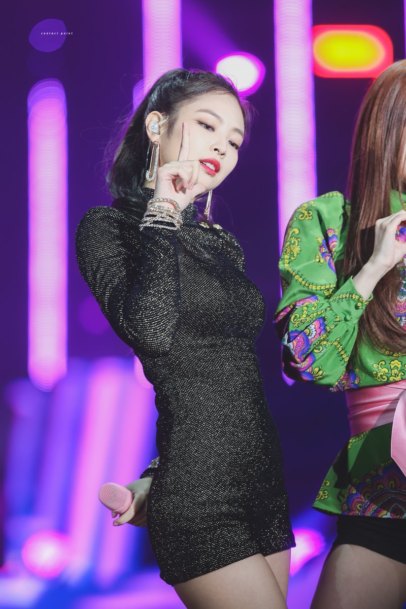 Cứ chảnh và vênh trên màn ảnh thế thôi, đây mới là hình ảnh của Jennie (Black Pink) ngoài đời thực! - Ảnh 2. Cứ chảnh và vênh trên màn ảnh thế thôi, đây mới là hình ảnh của Jennie (Black Pink) ngoài đời thực! - Ảnh 2.