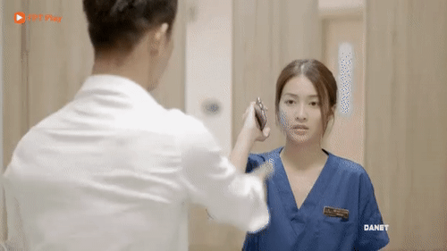 5 cảnh phim khiến Hậu Duệ Mặt Trời bản Việt nhận về phản ứng trái chiều - Ảnh 7.