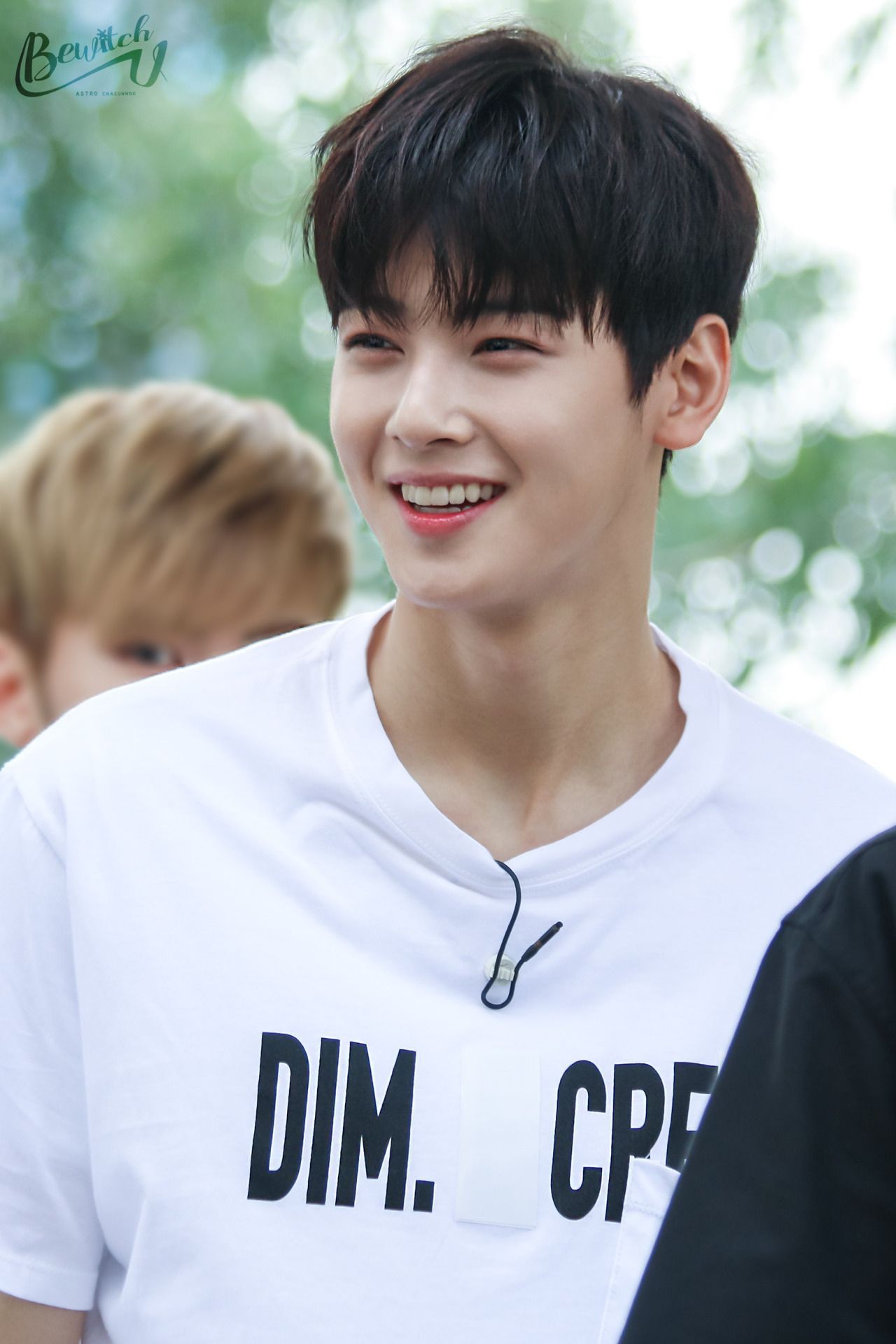 Chẳng cần tham gia buổi thử giọng, những idol Kpop đã lọt vào “mắt xanh” của công ty giải trí theo cách lạ lùng thế này - Ảnh 6. Chẳng cần tham gia buổi thử giọng, những idol Kpop đã lọt vào “mắt xanh” của công ty giải trí theo cách lạ lùng thế này - Ảnh 6.