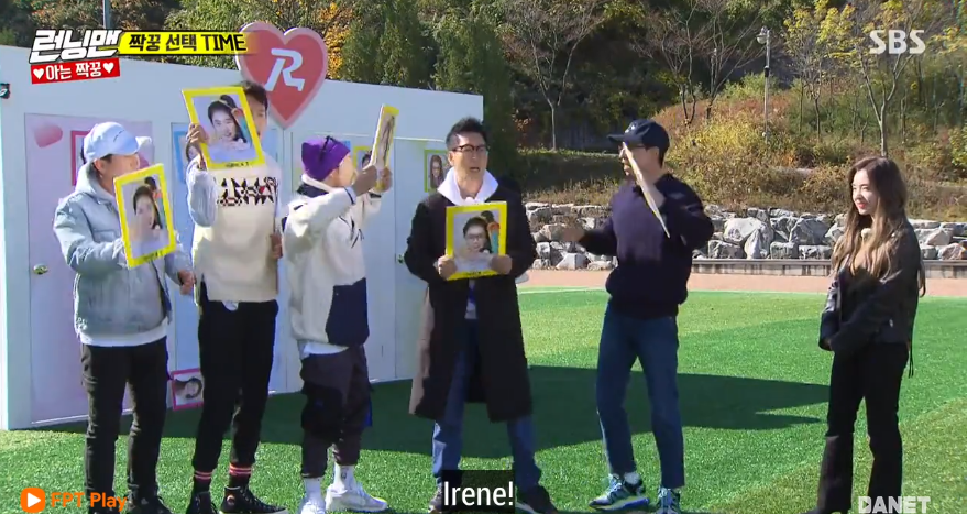 Irene (Red Velvet) hoảng hốt bỏ chạy khi thấy phiên bản... có râu của mình tại Running Man - Ảnh 13. Irene (Red Velvet) hoảng hốt bỏ chạy khi thấy phiên bản... có râu của mình tại Running Man - Ảnh 13.