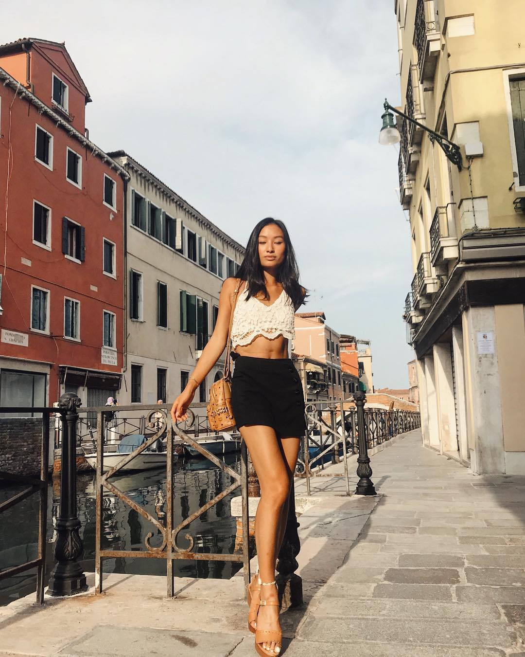 A 21-year-old daughter of the most successful Vietnam leader in the world: Face Cinema, corporate shape - Picture 9. A 21-year-old daughter of the most successful Vietnam leader in the world: Face Cinema, corporate shape - Picture 9.