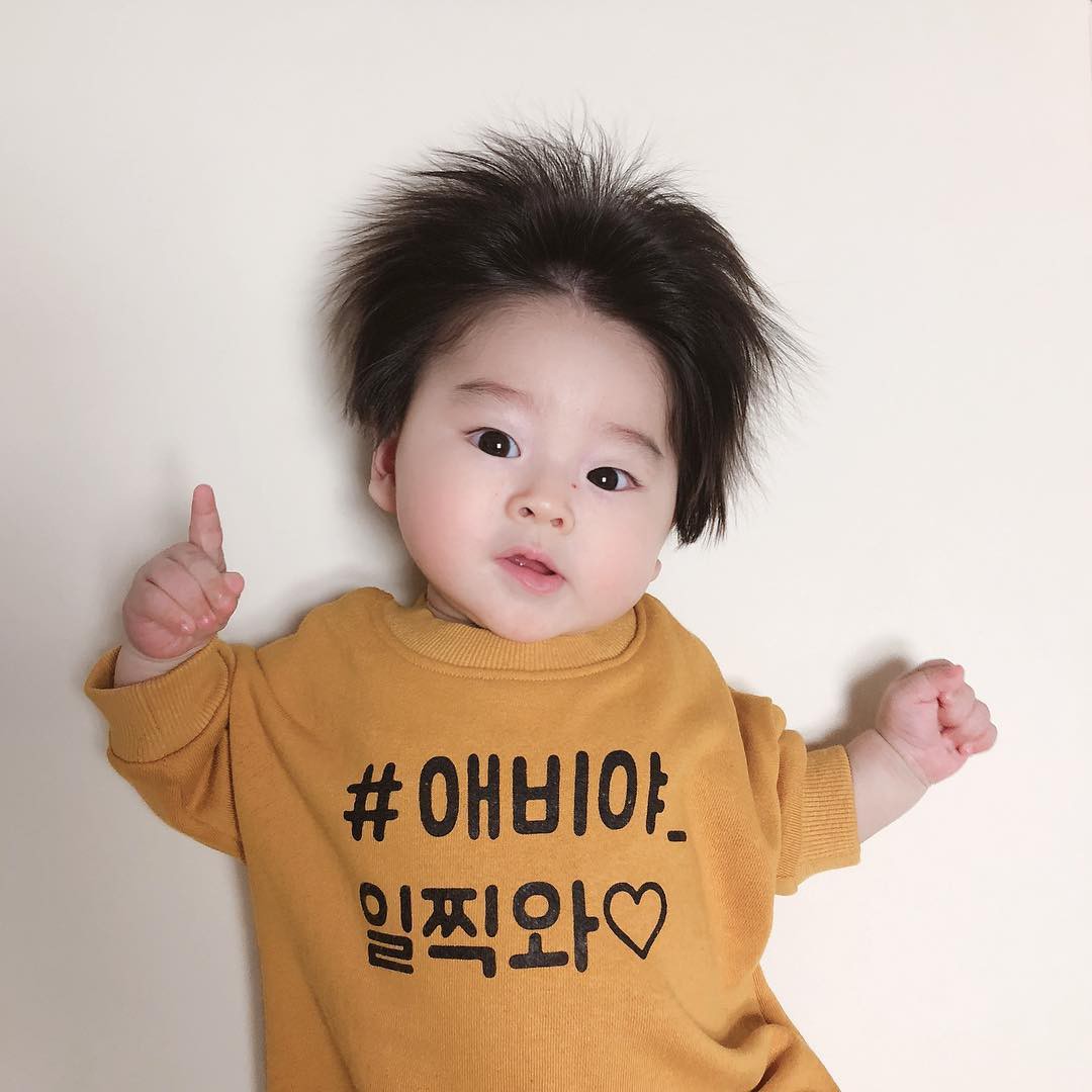 Cậu bé Hàn Quốc với quả đầu chôm chôm đáng yêu đến mức ai cũng muốn đem về nuôi - Ảnh 10. Cậu bé Hàn Quốc với quả đầu chôm chôm đáng yêu đến mức ai cũng muốn đem về nuôi - Ảnh 10.