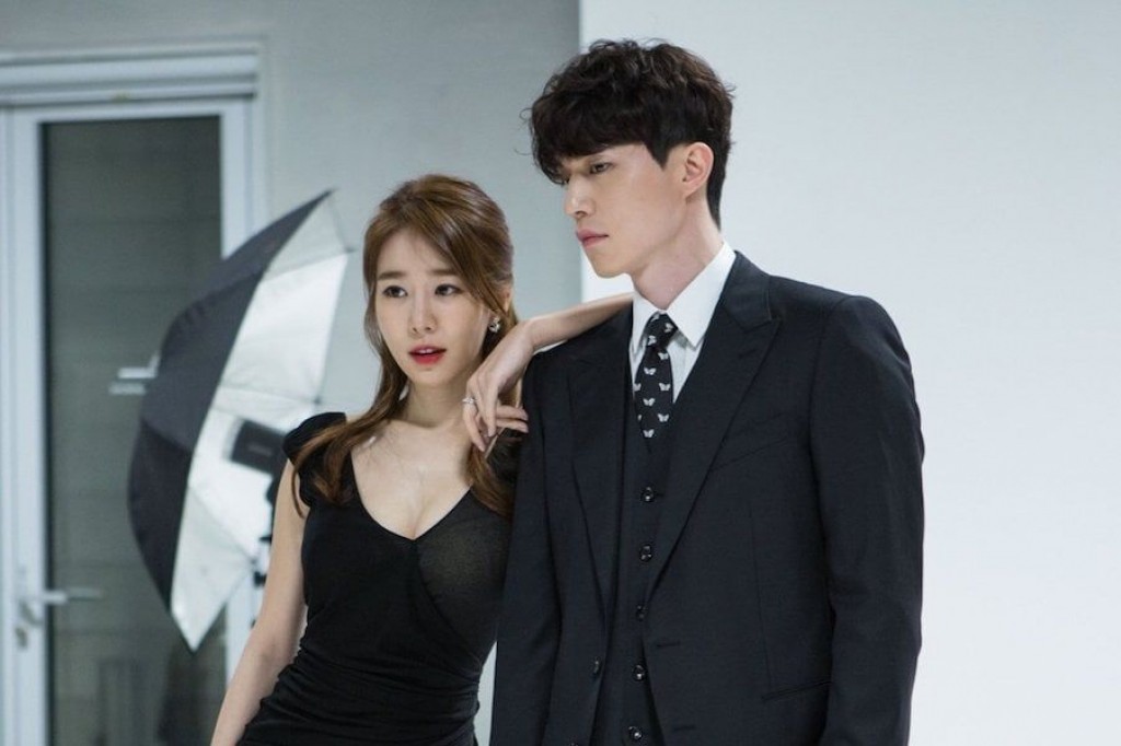 4 cặp đôi của đài tvN sắp sửa lên sóng khiến mọt phim Hàn mong đợi nhất - Ảnh 9. 4 cặp đôi của đài tvN sắp sửa lên sóng khiến mọt phim Hàn mong đợi nhất - Ảnh 9.