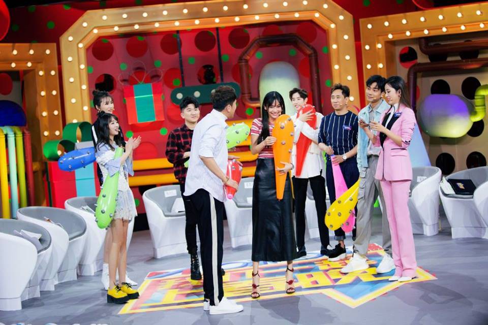 Angela Baby xuất hiện rạng ngời sau tin đồn ly hôn Huỳnh Hiểu Minh - Ảnh 3. Angela Baby xuất hiện rạng ngời sau tin đồn ly hôn Huỳnh Hiểu Minh - Ảnh 3.