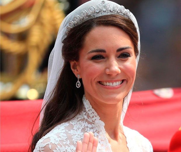 Bí mật "động trời" trong đám cưới William - Kate: Kate trái lệnh Hoàng gia  để làm điều này nhưng lý do đằng sau lại quá đỗi ngọt ngào