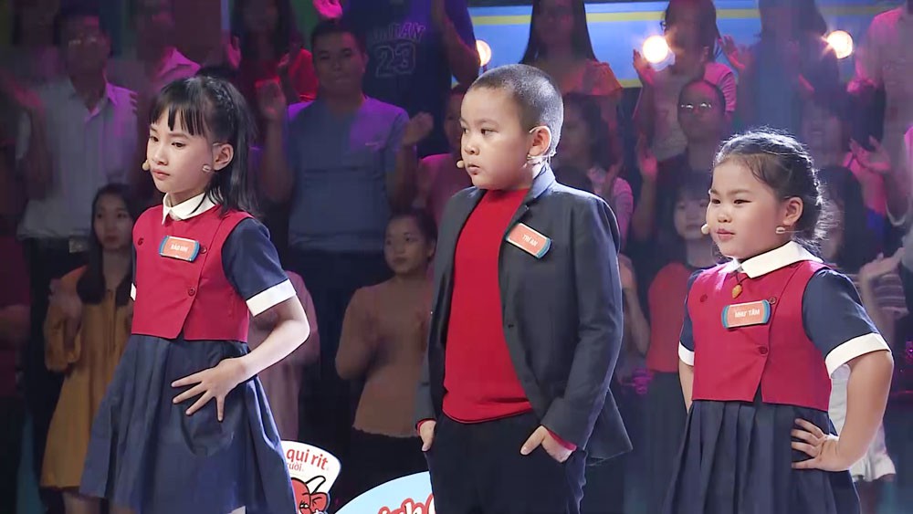 Trấn Thành tổn thương khi bị em bé 8 tuổi chê... lỗi thời - Ảnh 4. Trấn Thành tổn thương khi bị em bé 8 tuổi chê... lỗi thời - Ảnh 4.