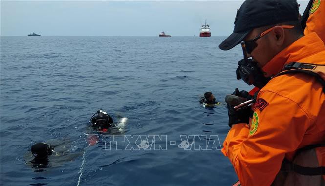 Rơi máy bay tại Indonesia: Sẽ công bố nguyên nhân vụ tai nạn ngày 28/11 - Ảnh 1. Rơi máy bay tại Indonesia: Sẽ công bố nguyên nhân vụ tai nạn ngày 28/11 - Ảnh 1.