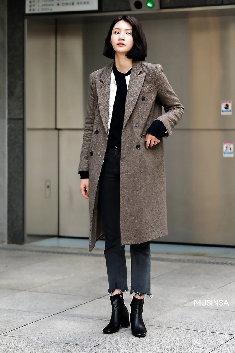 Street style giới trẻ Hàn tuần qua chính là từ điển lên đồ chuẩn mốt cho những cô nàng thích style mì ăn liền - Ảnh 2. Street style giới trẻ Hàn tuần qua chính là từ điển lên đồ chuẩn mốt cho những cô nàng thích style mì ăn liền - Ảnh 2.