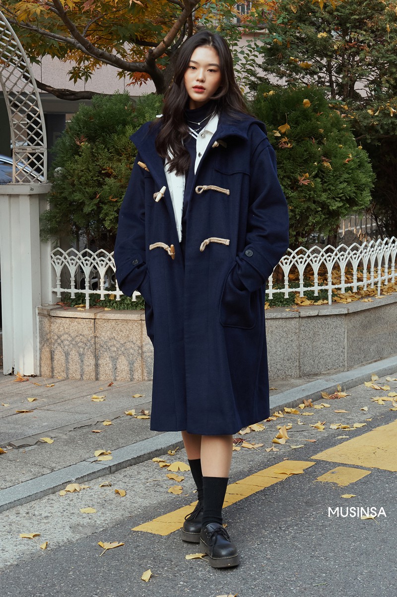 Street style giới trẻ Hàn tuần qua chính là từ điển lên đồ chuẩn mốt cho những cô nàng thích style mì ăn liền - Ảnh 7. Street style giới trẻ Hàn tuần qua chính là từ điển lên đồ chuẩn mốt cho những cô nàng thích style mì ăn liền - Ảnh 7.