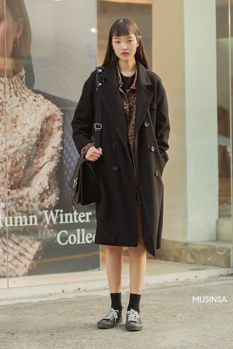 Street style giới trẻ Hàn tuần qua chính là từ điển lên đồ chuẩn mốt cho những cô nàng thích style mì ăn liền - Ảnh 8. Street style giới trẻ Hàn tuần qua chính là từ điển lên đồ chuẩn mốt cho những cô nàng thích style mì ăn liền - Ảnh 8.