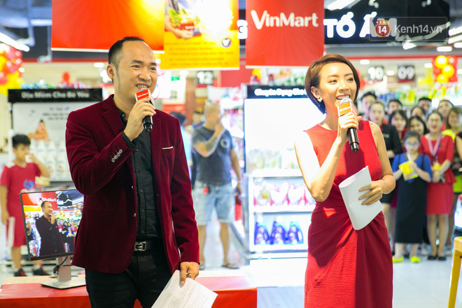 Mừng sinh nhật 4 tuổi, siêu thị VinMart chơi lớn tặng ô tô VinFast tri ân khách hàng tại tòa nhà LandMark 81 - Ảnh 1.