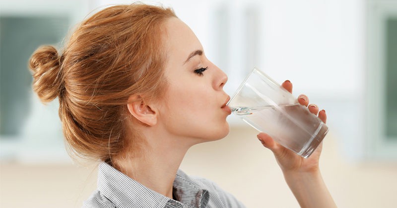 Duy trì những thói quen này sẽ giúp các cú đêm khắc phục hiệu quả chứng khô mắt - Ảnh 2. Duy trì những thói quen này sẽ giúp các cú đêm khắc phục hiệu quả chứng khô mắt - Ảnh 2.