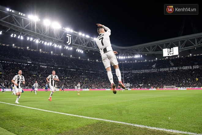 Vua đệm bóng Ronaldo tái hiện sở trường giúp Juventus thắng vòng 13 giải VĐQG Italy - Ảnh 4.