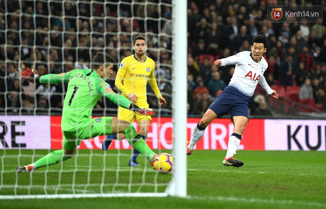 Son Heung-min độc diễn ghi bàn giúp Tottenham bóp nát Chelsea ở giải Ngoại hạng Anh - Ảnh 2.