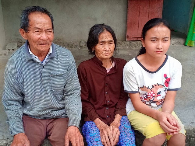 Chuỗi ng&agrave;y kh&oacute; khăn của hai mẹ con trở về sau khi bị b&aacute;n - Ảnh 1.