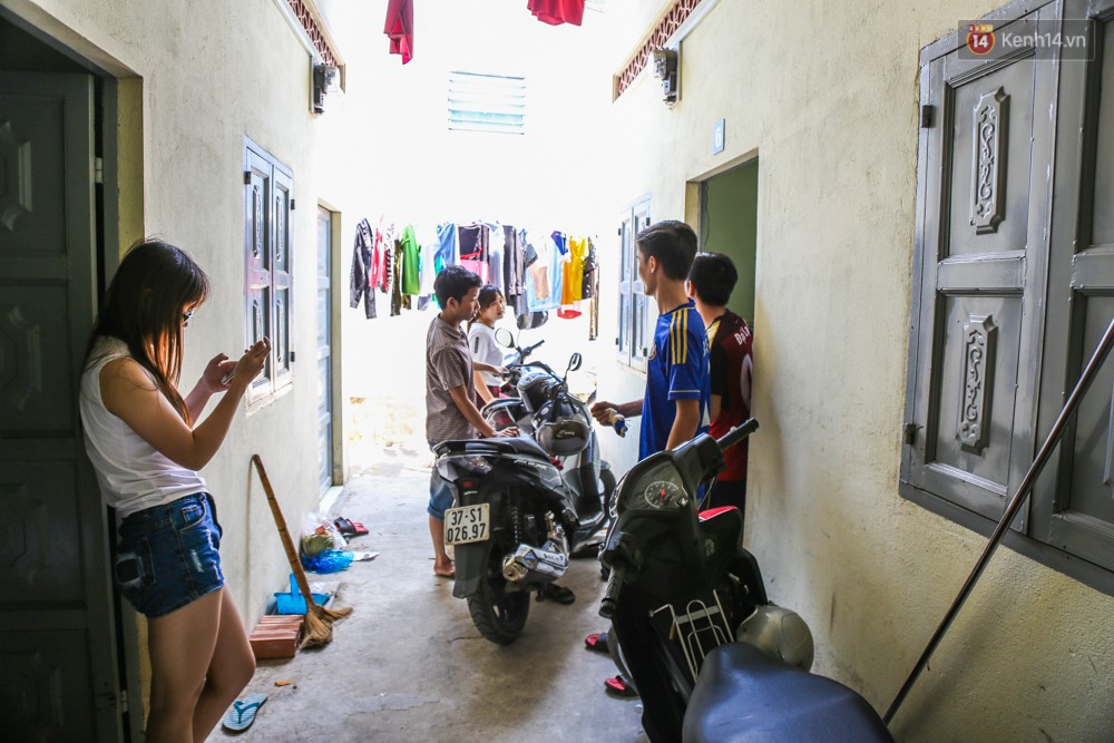 Có ai khổ như sinh viên ở trọ: chủ nhà dễ tính không giục đóng tiền điện cũng khóc dở mếu dở vì lý do oái ăm này - Ảnh 2. Có ai khổ như sinh viên ở trọ: chủ nhà dễ tính không giục đóng tiền điện cũng khóc dở mếu dở vì lý do oái ăm này - Ảnh 2.