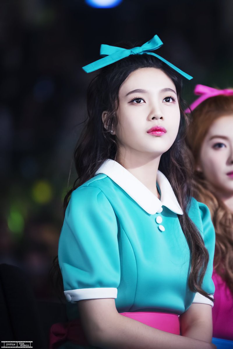 Mặt mộc Red Velvet, Black Pink, TWICE, G-Friend: Mỹ nhân càng nổi càng gây sốc, người bị chê xấu lại lột xác hẳn - Ảnh 2.