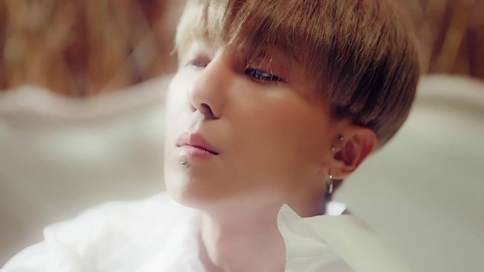 Kpop đầu tuần: Ngộp với 4 MV được ra mắt trong cùng một ngày - Ảnh 3. Kpop đầu tuần: Ngộp với 4 MV được ra mắt trong cùng một ngày - Ảnh 3.