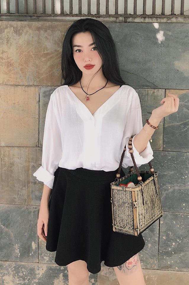 Street style tuần n&agrave;y: Hằng T&uacute;i hu&yacute;t s&aacute;o đi đẻ được mọi người khen hết lời v&igrave; diện v&aacute;y vừa đẹp lại sang - Ảnh 13.