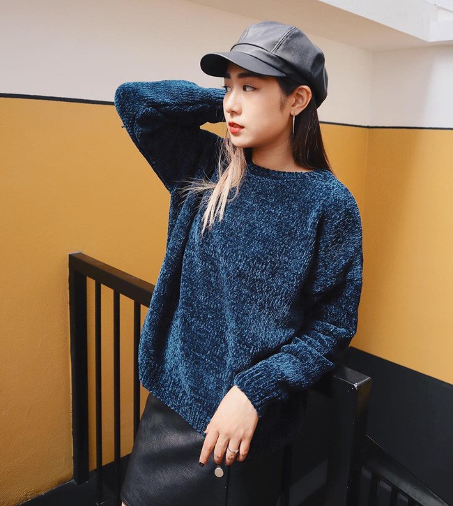 Street style tuần n&agrave;y: Hằng T&uacute;i hu&yacute;t s&aacute;o đi đẻ được mọi người khen hết lời v&igrave; diện v&aacute;y vừa đẹp lại sang - Ảnh 3.