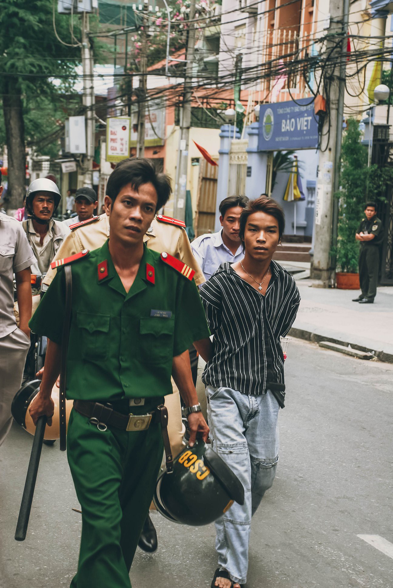 Tác Giả Bộ Ảnh Csgt Bắt Cướp Ở Sài Gòn 11 Năm Trước: 
