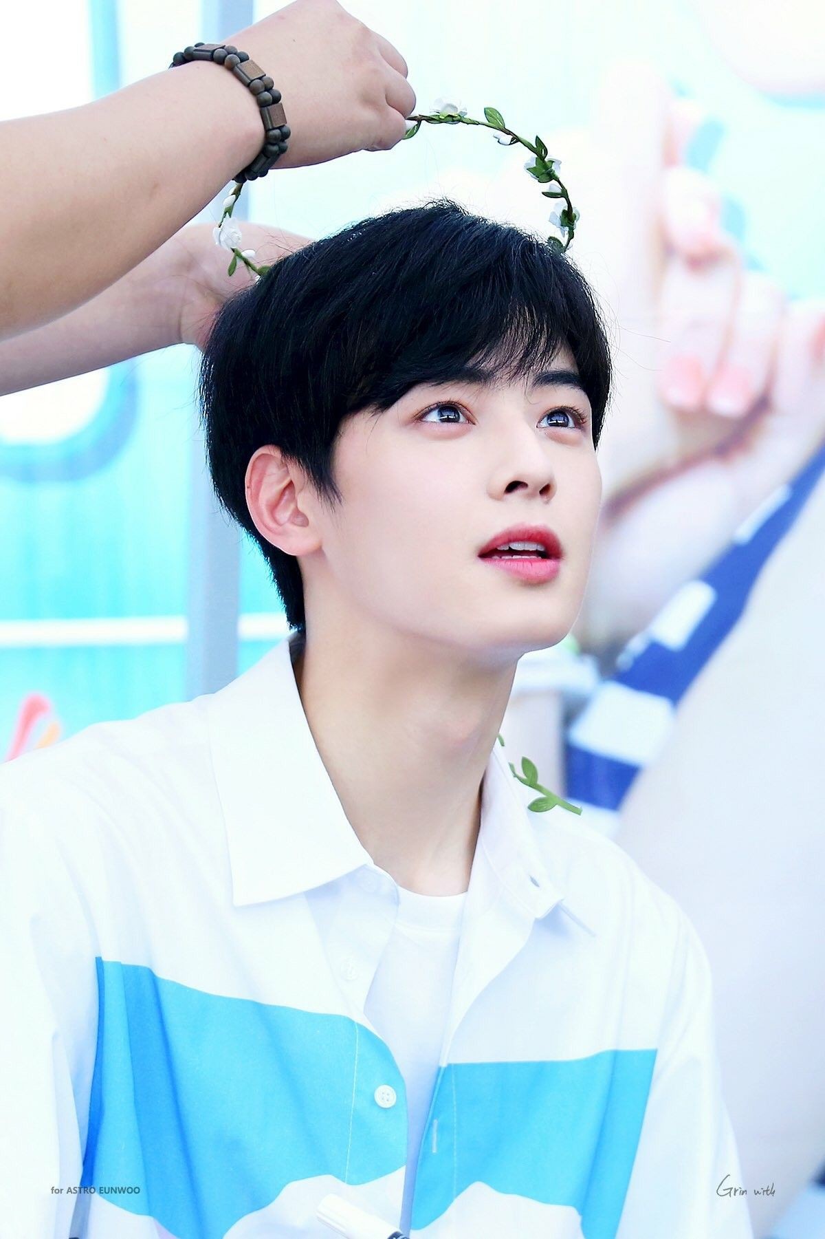 Đẹp trai quá cũng khổ: Mỹ nam Cha Eunwoo than thở khi làm ca sĩ mà toàn được hỏi về ngoại hình - Ảnh 1. Đẹp trai quá cũng khổ: Mỹ nam Cha Eunwoo than thở khi làm ca sĩ mà toàn được hỏi về ngoại hình - Ảnh 1.