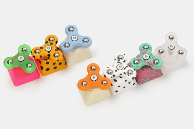 Đam mê phím cơ độc lạ, chớ bỏ qua mẫu keycap fidget spinner siêu đặc biệt này - Ảnh 1.