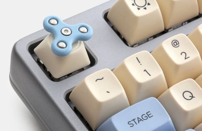 Đam mê phím cơ độc lạ, chớ bỏ qua mẫu keycap fidget spinner siêu đặc biệt này - Ảnh 3.