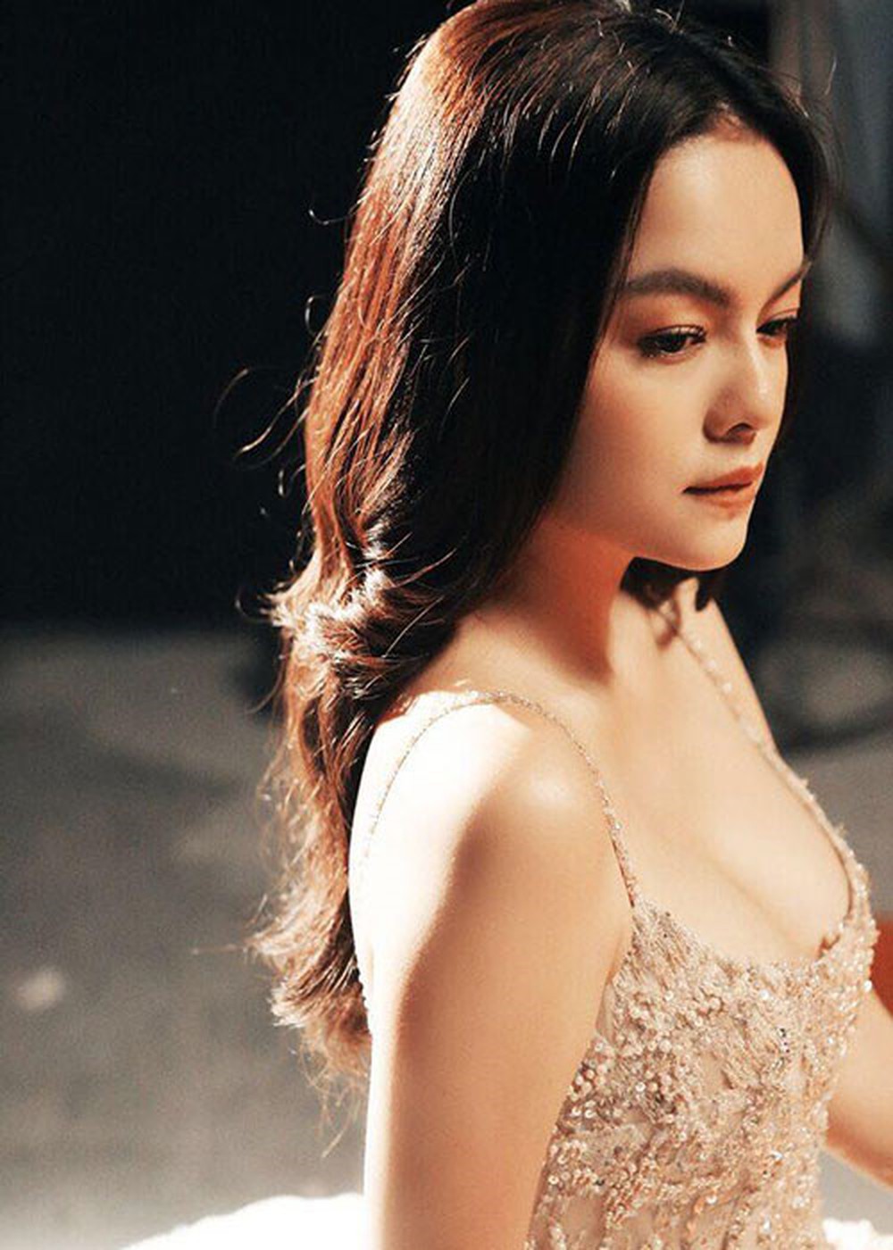 Phạm Quỳnh Anh phản ứng thế nào trước nghi vấn có duyên mới sau khi chia tay Quang Huy? - Ảnh 2. Phạm Quỳnh Anh phản ứng thế nào trước nghi vấn có duyên mới sau khi chia tay Quang Huy? - Ảnh 2.