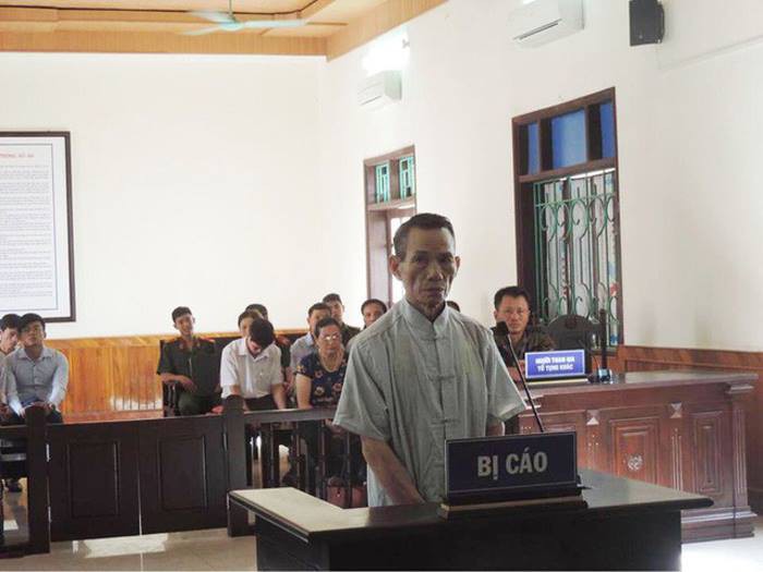 “Yêu râu xanh” 73 tuổi ấy lý do lãng tai để bỏ qua chứng cứ buộc tội, bị tuyên 12 năm - Ảnh 1.