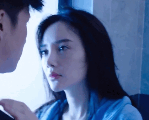 Giữa nghi vấn ngoại t&igrave;nh, Tiết Chi Khi&ecirc;m - L&yacute; Tiểu Lộ bị đ&agrave;o lại cảnh h&ocirc;n m&ugrave;i mẫn trong Thời Đại Thiếu Ni&ecirc;n Của Ch&uacute;ng Ta - Ảnh 1.