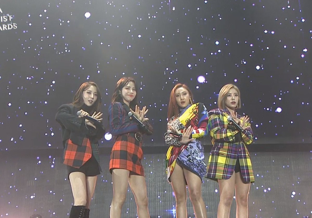 Dư âm của giải thưởng âm nhạc AAA 2018: Để lại một loạt điều đáng thất vọng - Ảnh 1.