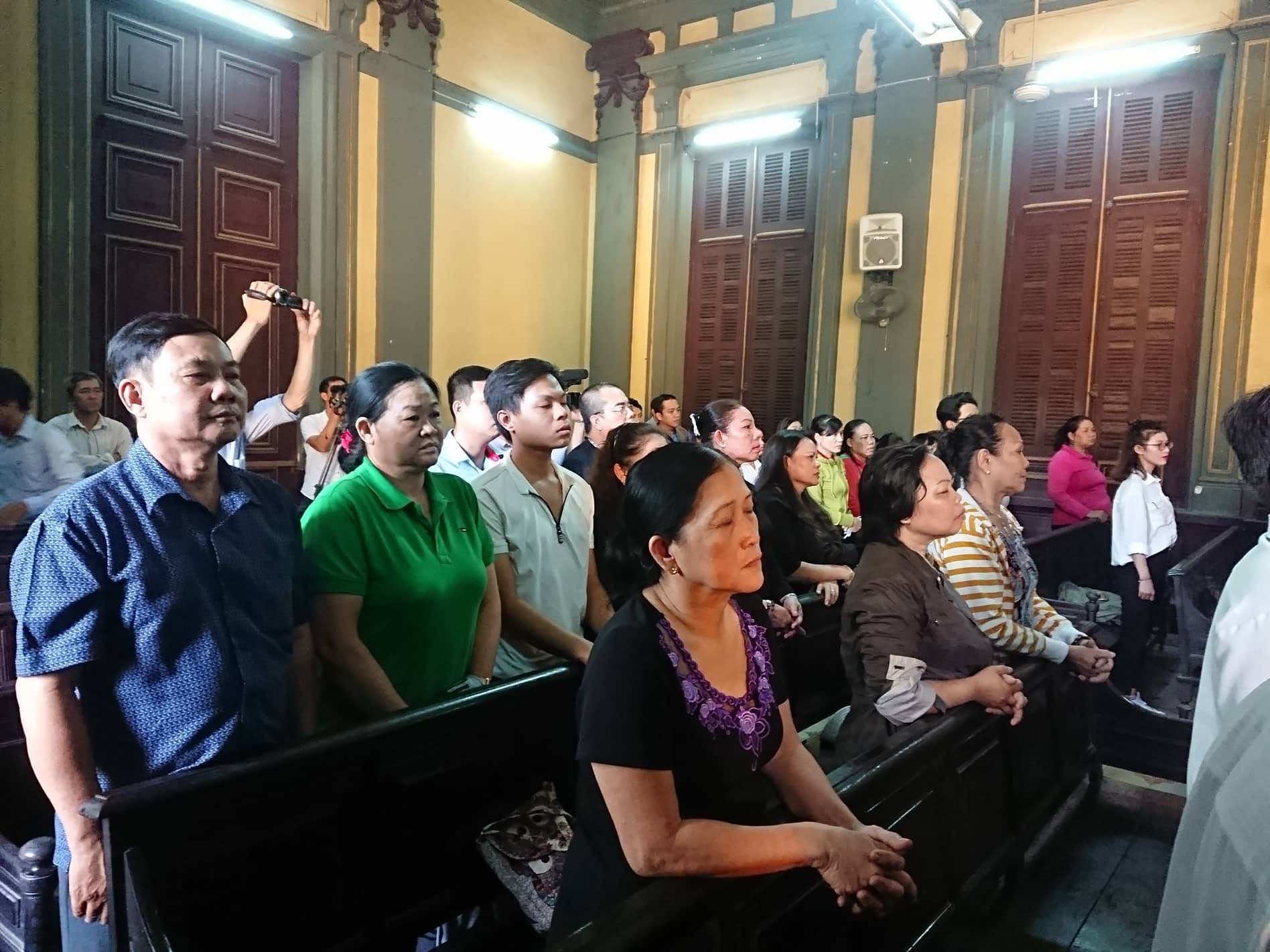 Kẻ trộm cắp xe SH và giết hiệp sĩ ở Sài Gòn lạnh lùng khi đối diện mức án cao nhất - Ảnh 5. Kẻ trộm cắp xe SH và giết hiệp sĩ ở Sài Gòn lạnh lùng khi đối diện mức án cao nhất - Ảnh 5.