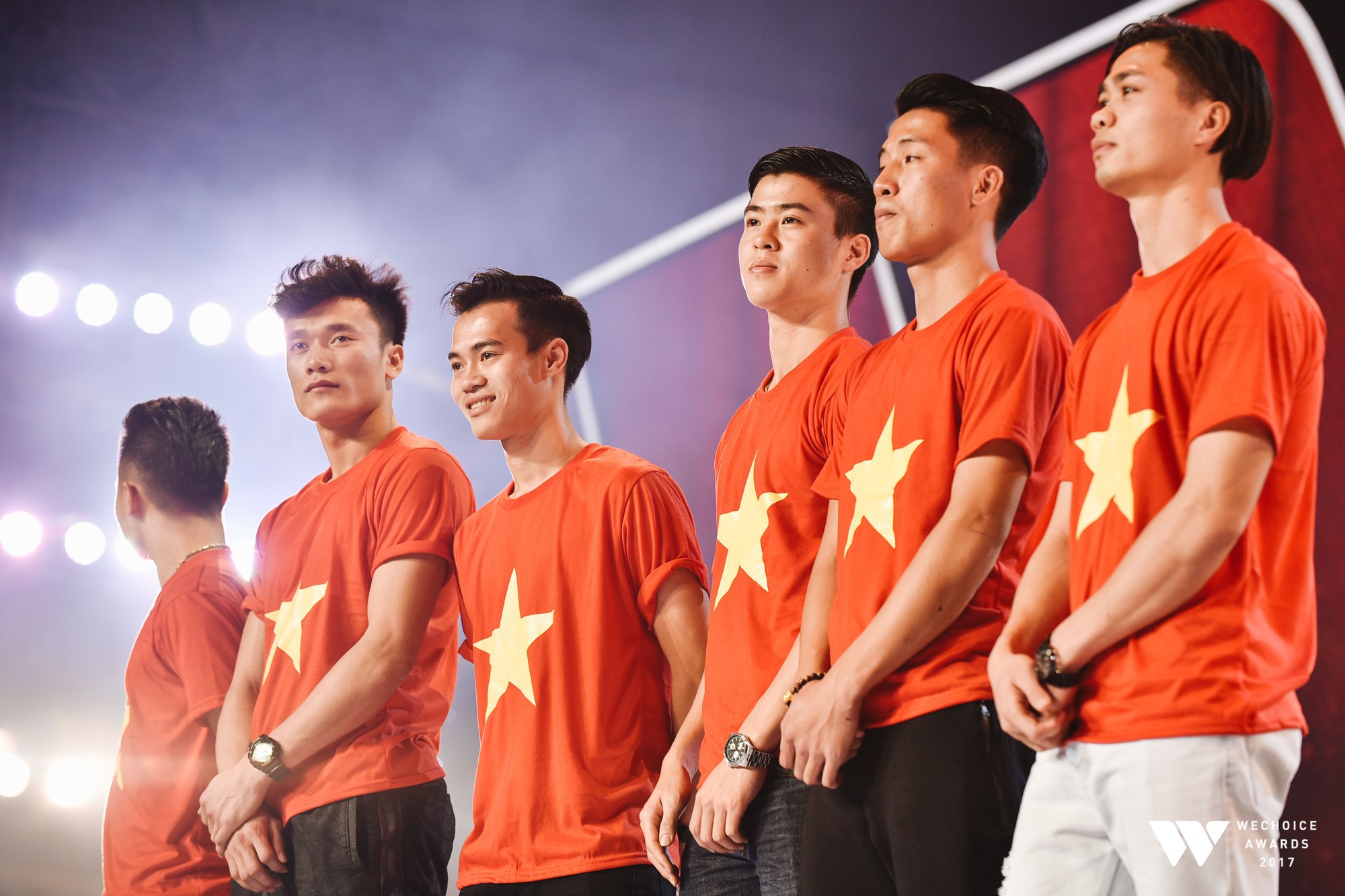 WeChoice Awards - Hành trình lan toả niềm cảm hứng đã đi qua 4 mùa và để lại biết bao nhiêu dấu ấn mạnh mẽ - Ảnh 28. WeChoice Awards - Hành trình lan toả niềm cảm hứng đã đi qua 4 mùa và để lại biết bao nhiêu dấu ấn mạnh mẽ - Ảnh 28.