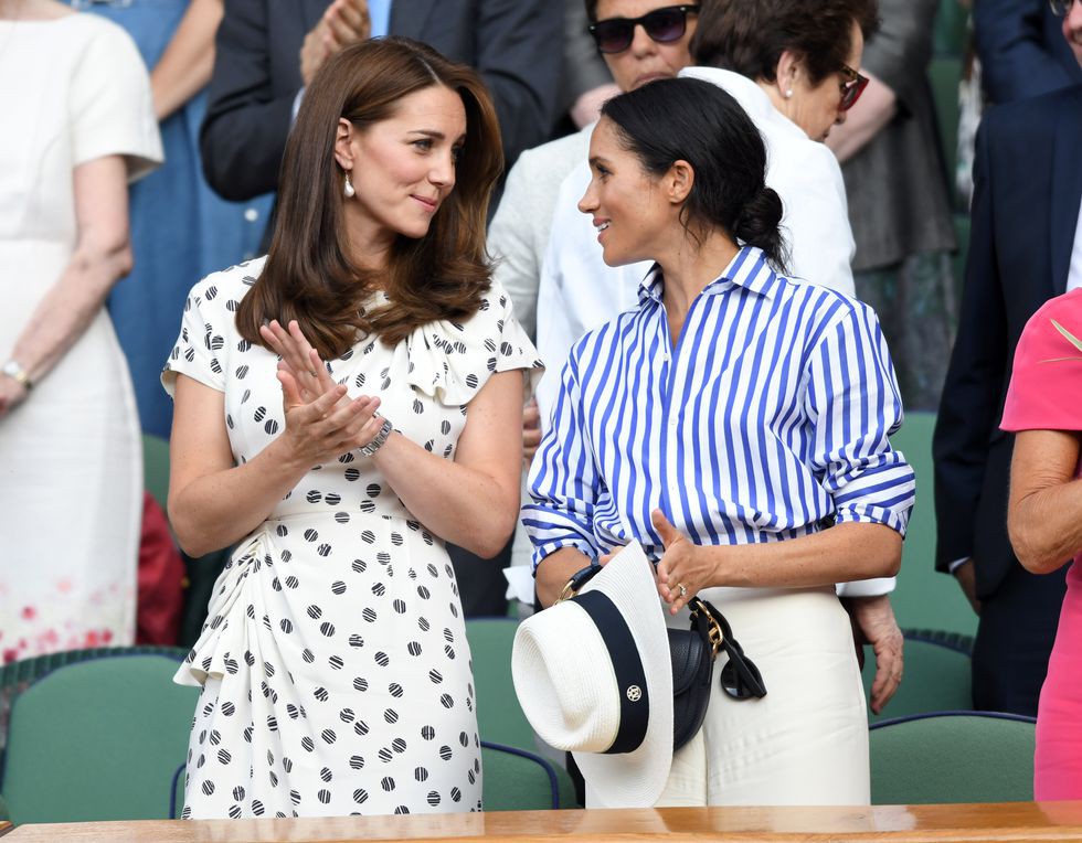 Dù đang bị Meghan Markle chiếm spotlight nhưng Kate Middleton vẫn là biểu tượng thời trang có tầm ảnh hưởng lớn nhất - Ảnh 1. Dù đang bị Meghan Markle chiếm spotlight nhưng Kate Middleton vẫn là biểu tượng thời trang có tầm ảnh hưởng lớn nhất - Ảnh 1.