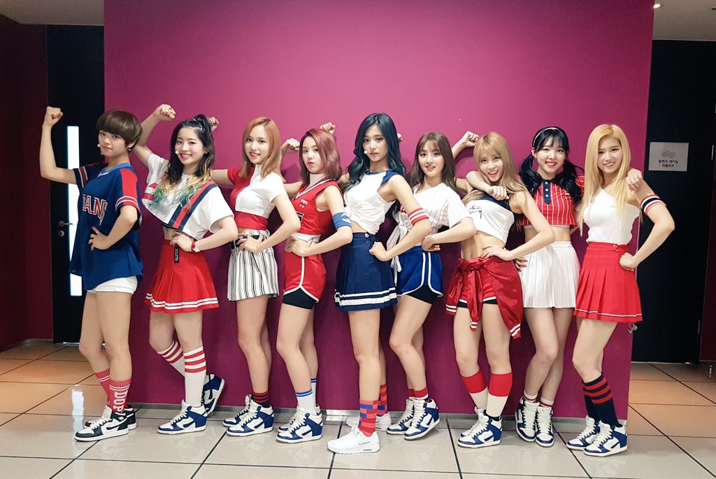 Sát ngày comeback, TWICE một lần nữa cho thấy sức mạnh của mình khi lập thành tích ngang bằng BlackPink - Ảnh 2. Sát ngày comeback, TWICE một lần nữa cho thấy sức mạnh của mình khi lập thành tích ngang bằng BlackPink - Ảnh 2.
