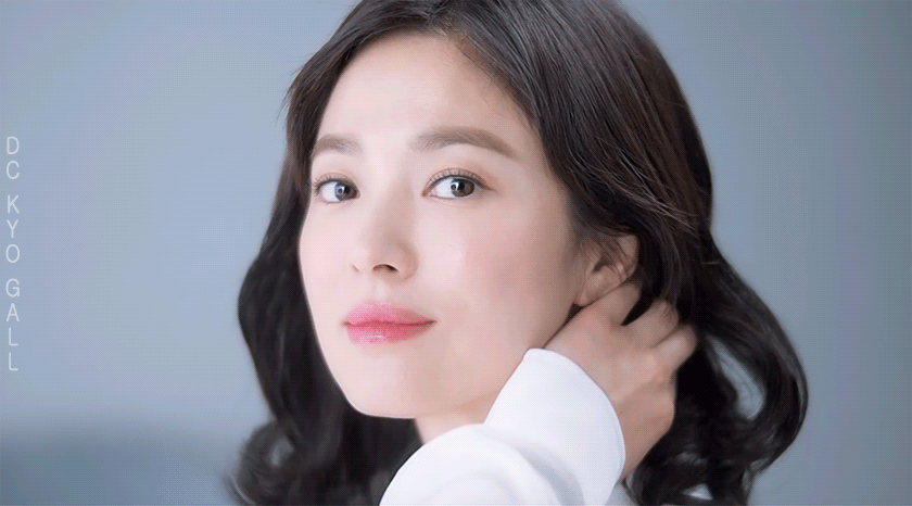 Ngỡ rằng hình ảnh mới của Song Hye Kyo rất hoàn hảo nhưng netizen Trung cho rằng dáng lông mày đã khiến cô kém sắc - Ảnh 2.