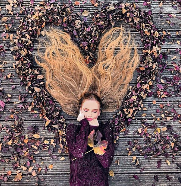 Đăng ảnh toàn tóc là tóc, Công chúa tóc mây người Hà Lan vẫn nổi tiếng ầm ầm trên Instagram - Ảnh 5.