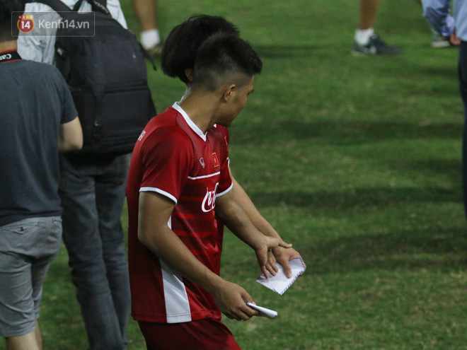 Trổ tài thuyết phục, Đức Chinh gọi vốn từ Công Phượng thành công - Ảnh 5.