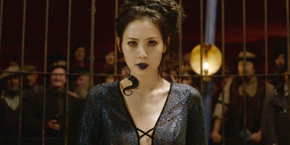 Mê mẩn dàn phù thủy quyền năng mới ở Fantastic Beasts 2 - Ảnh 4. Mê mẩn dàn phù thủy quyền năng mới ở Fantastic Beasts 2 - Ảnh 4.