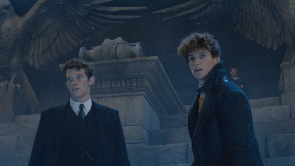 Mê mẩn dàn phù thủy quyền năng mới ở Fantastic Beasts 2 - Ảnh 8. Mê mẩn dàn phù thủy quyền năng mới ở Fantastic Beasts 2 - Ảnh 8.
