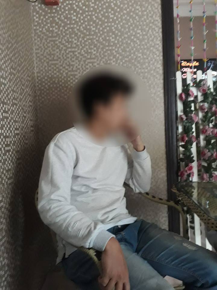 Chàng trai nhảy cầu Nhật Tân tự tử bất thành chia sẻ trải nghiệm kinh hoàng: Khi cận kề ranh giới sống chết, tôi hối hận - Ảnh 2. Chàng trai nhảy cầu Nhật Tân tự tử bất thành chia sẻ trải nghiệm kinh hoàng: Khi cận kề ranh giới sống chết, tôi hối hận - Ảnh 2.